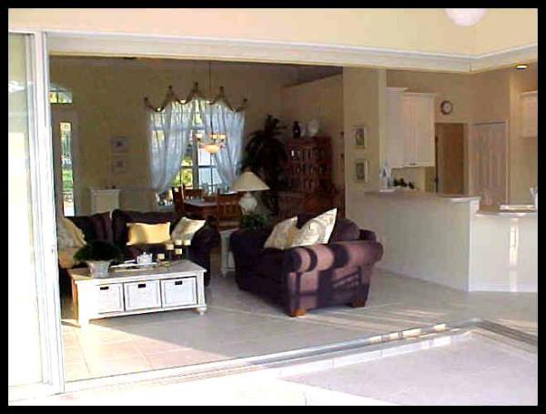 plantation living room