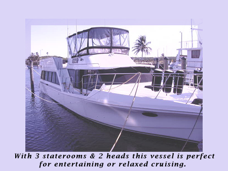 FEATURED: 42' Chris Craft Catalina 1985, $124,900.00