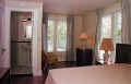 BEDROOMSMALL300.jpg (65215 bytes)